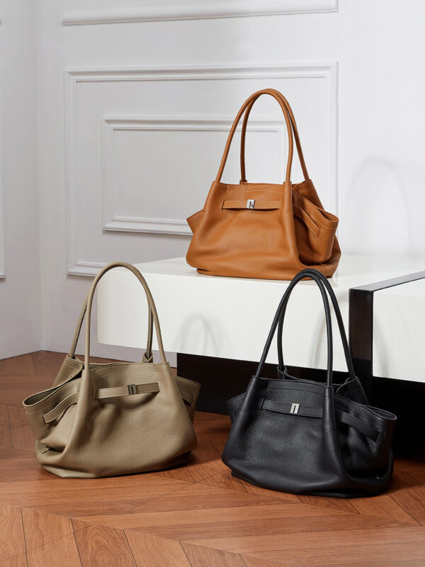 Sandy Shoulder Tote Bag