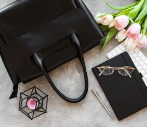 woven leather bag outfit